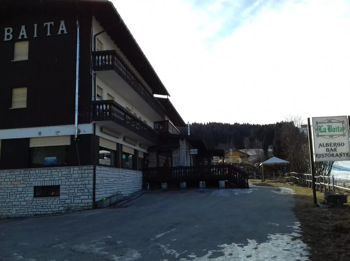 Hotel La Baita Kaberlaba أسياجو