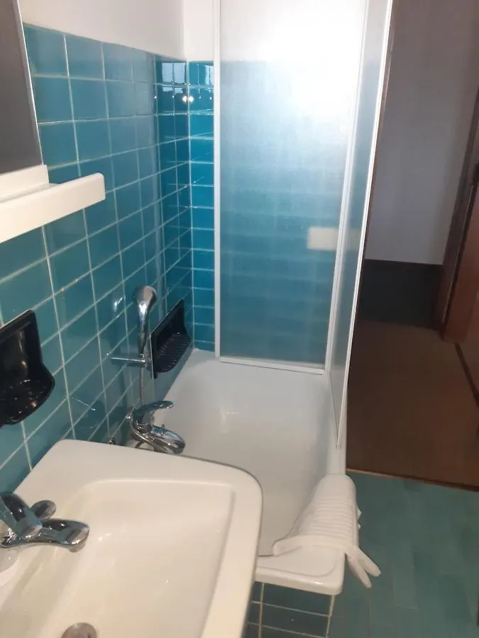 Hotel La Baita Kaberlaba أسياجو